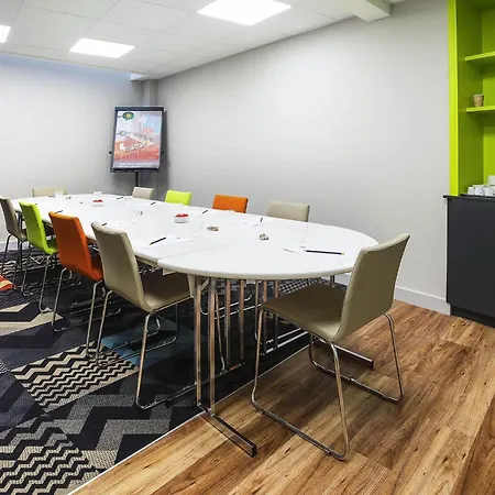 Ibis Styles Centre 3*