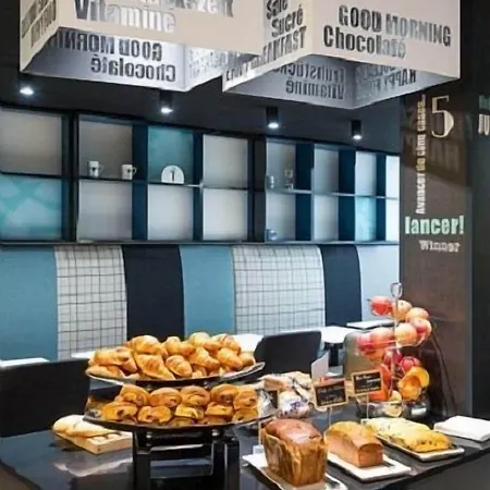 Ibis Styles Centre 3*