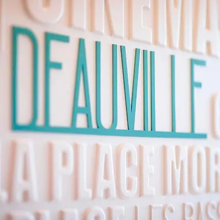 イビス スタイルズ サントル 3* ドーヴィル