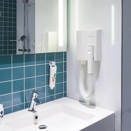 Ibis Styles Centre Довиль
