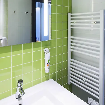 Ibis Styles Centre Отель 3*