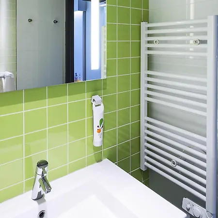 Ibis Styles Centre 3* Ντοβίλ