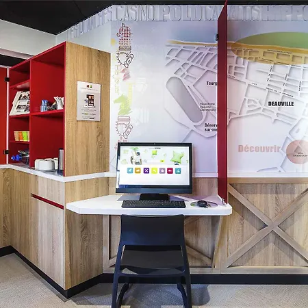 Ibis Styles Centre فندق 3*