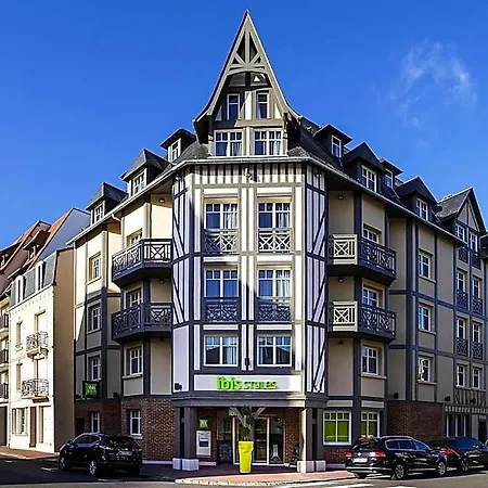 Ibis Styles Centre 3*