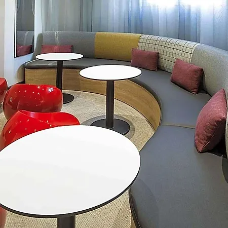 Ibis Styles Centre Hotel 3*