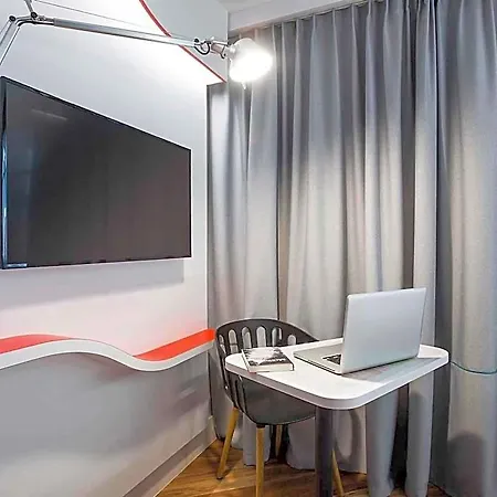 Ibis Styles Centre Hotel 3*